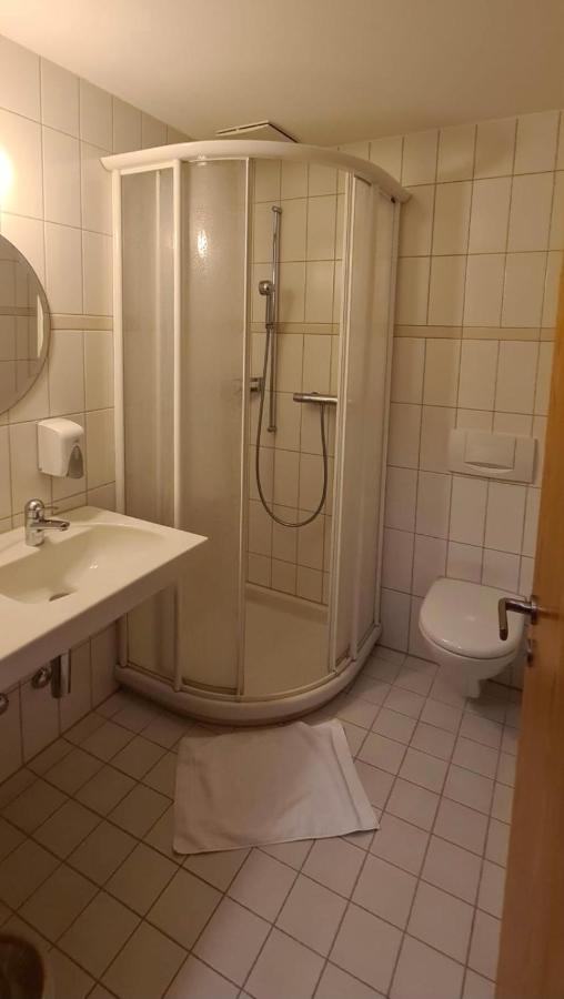Hotel Breiti Bachenbulach エクステリア 写真