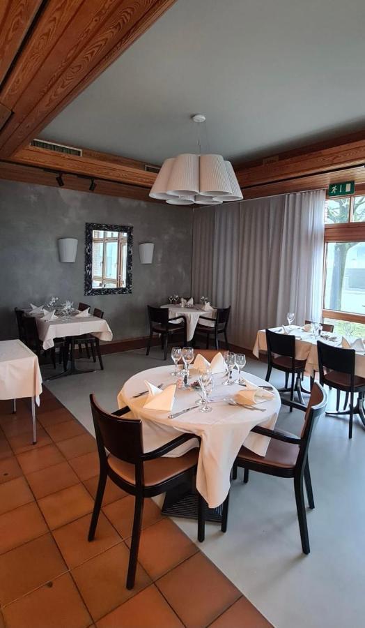 Hotel Breiti Bachenbulach エクステリア 写真