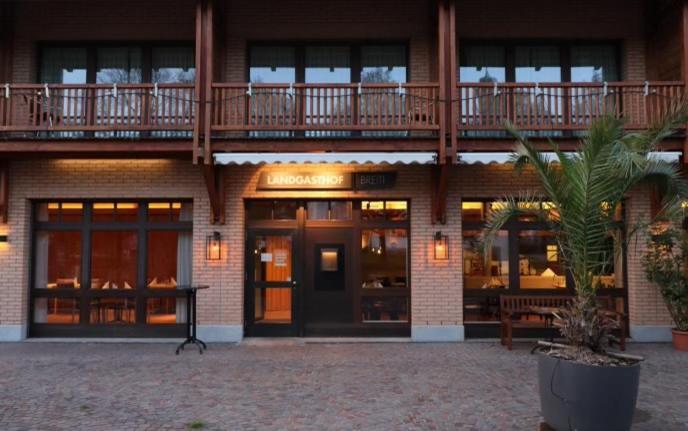Hotel Breiti Bachenbulach エクステリア 写真