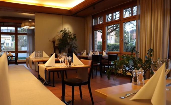 Hotel Breiti Bachenbulach エクステリア 写真