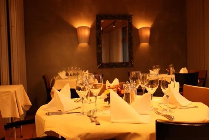 Hotel Breiti Bachenbulach エクステリア 写真