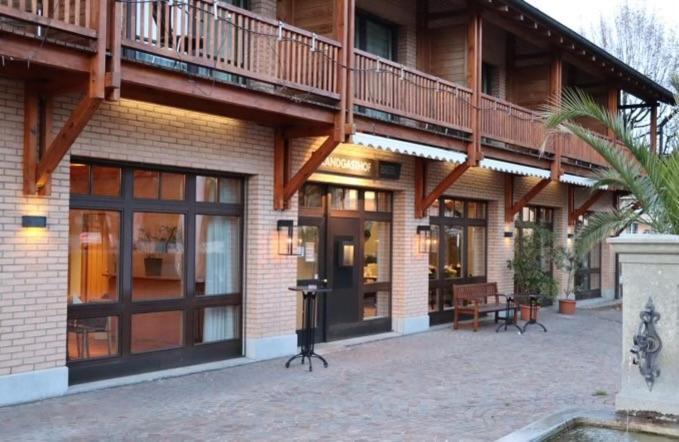 Hotel Breiti Bachenbulach エクステリア 写真